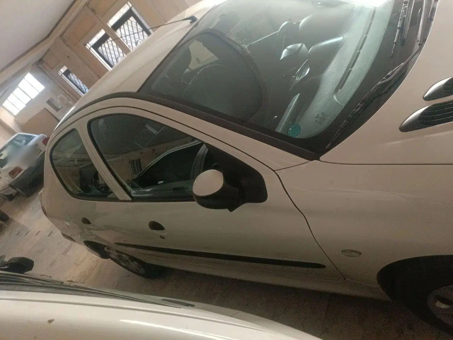 پژو ۲۰۶ صندوق دار v8 - 1395