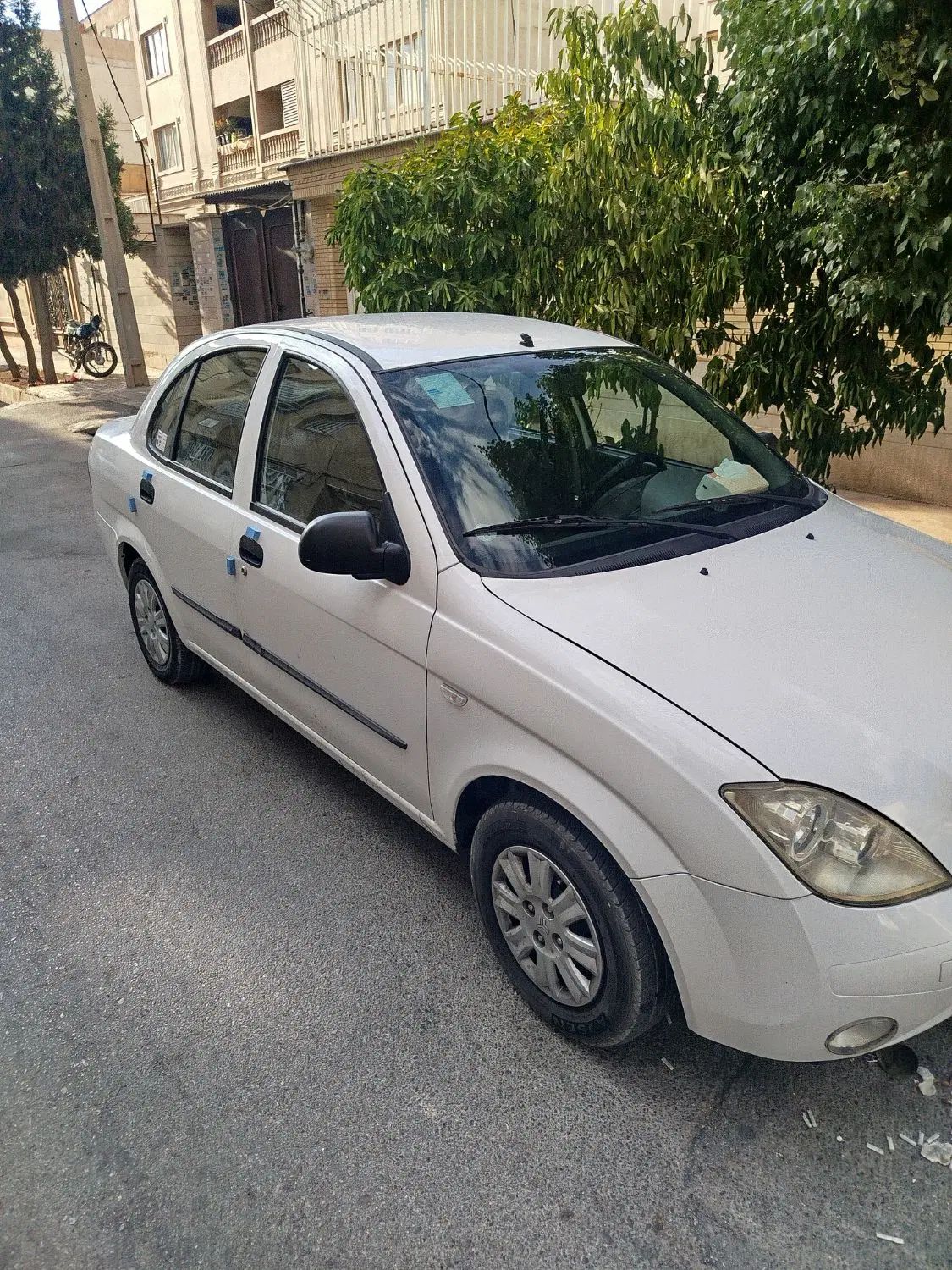 تیبا صندوق دار SX - 1400