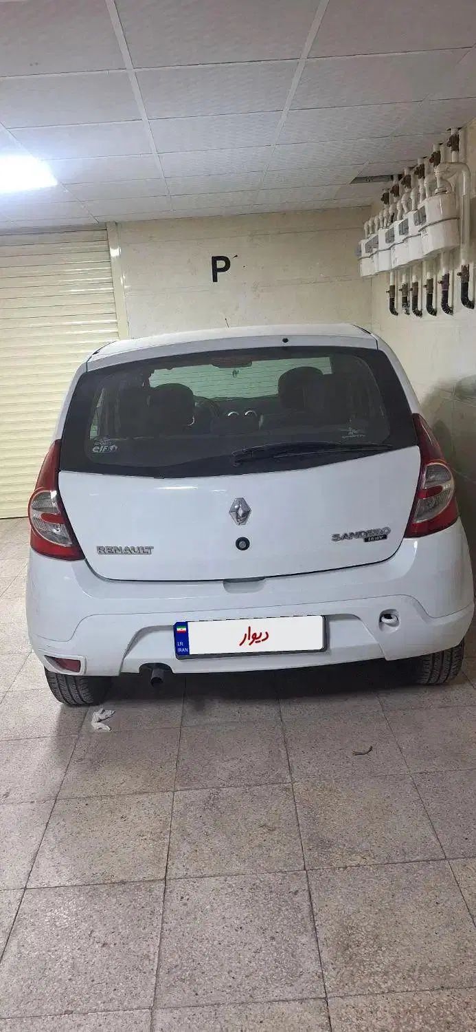 رنو ساندرو دنده ای - 1395