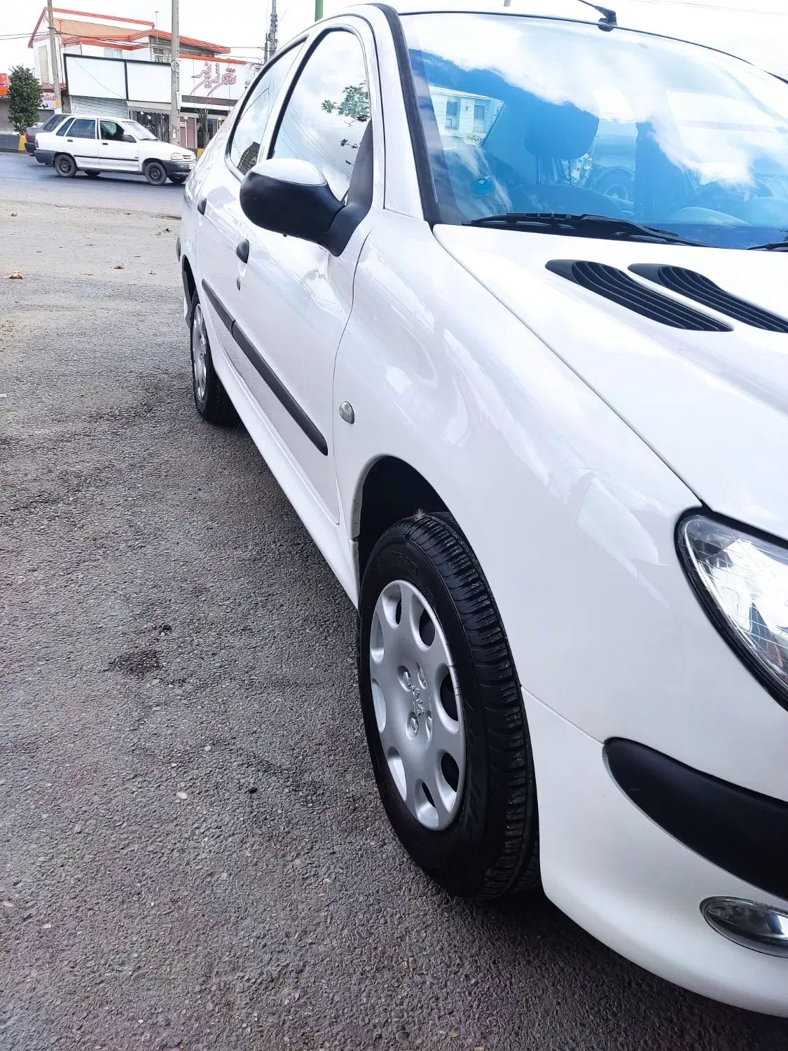 پژو ۲۰۶ صندوق دار v8 - 1393