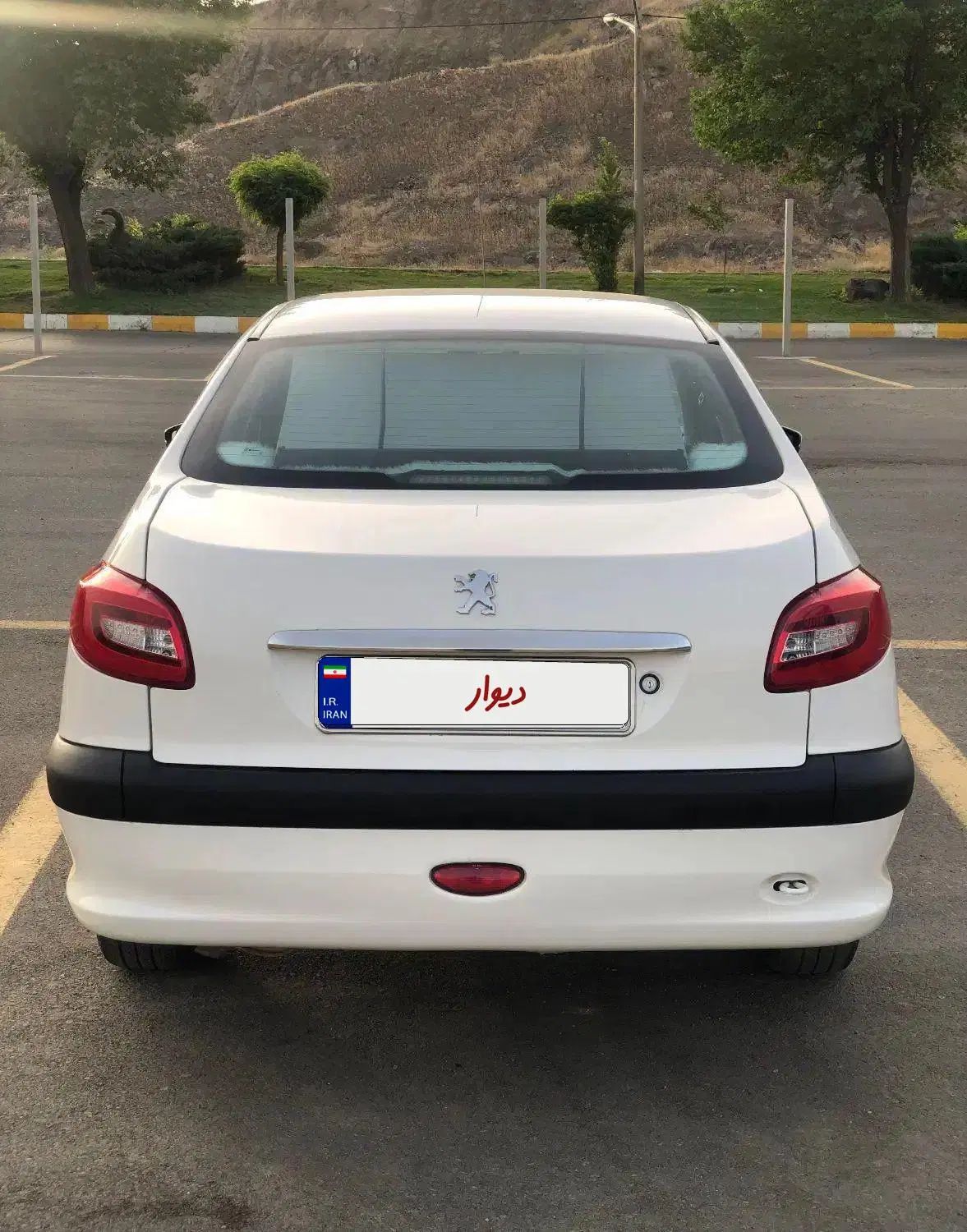 پژو ۲۰۶ صندوق دار v20 - 1388