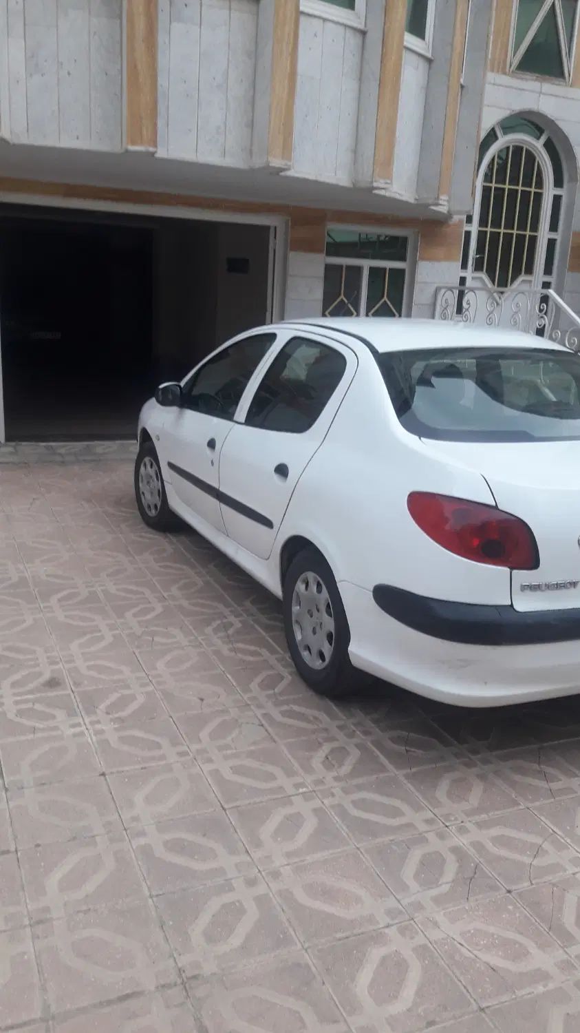 پژو ۲۰۶ صندوق دار v20 - 1390