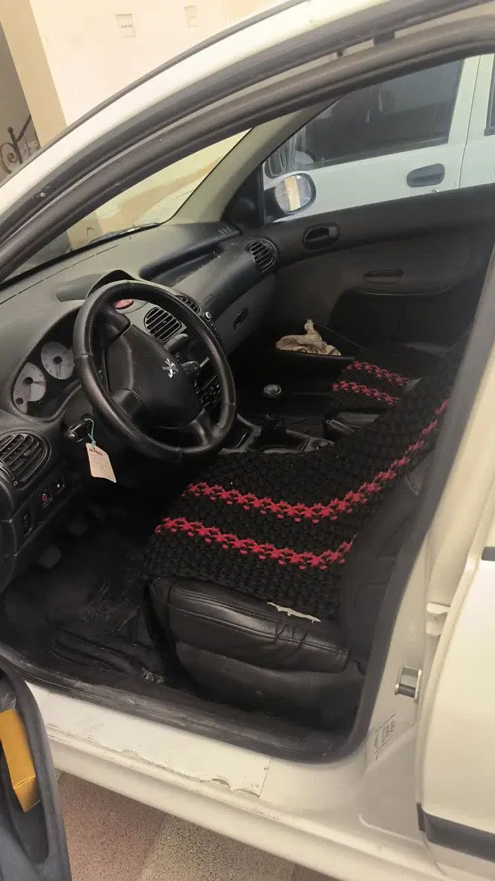 پژو ۲۰۶ صندوق دار v8 - 1398