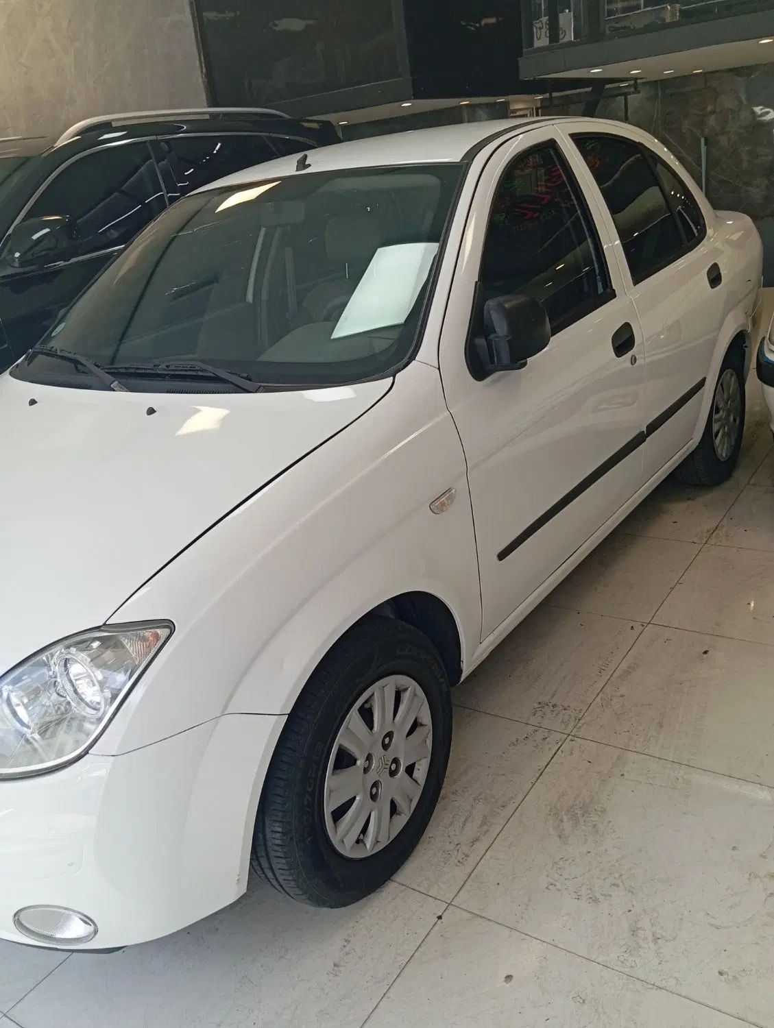 تیبا صندوق دار SX - 1401