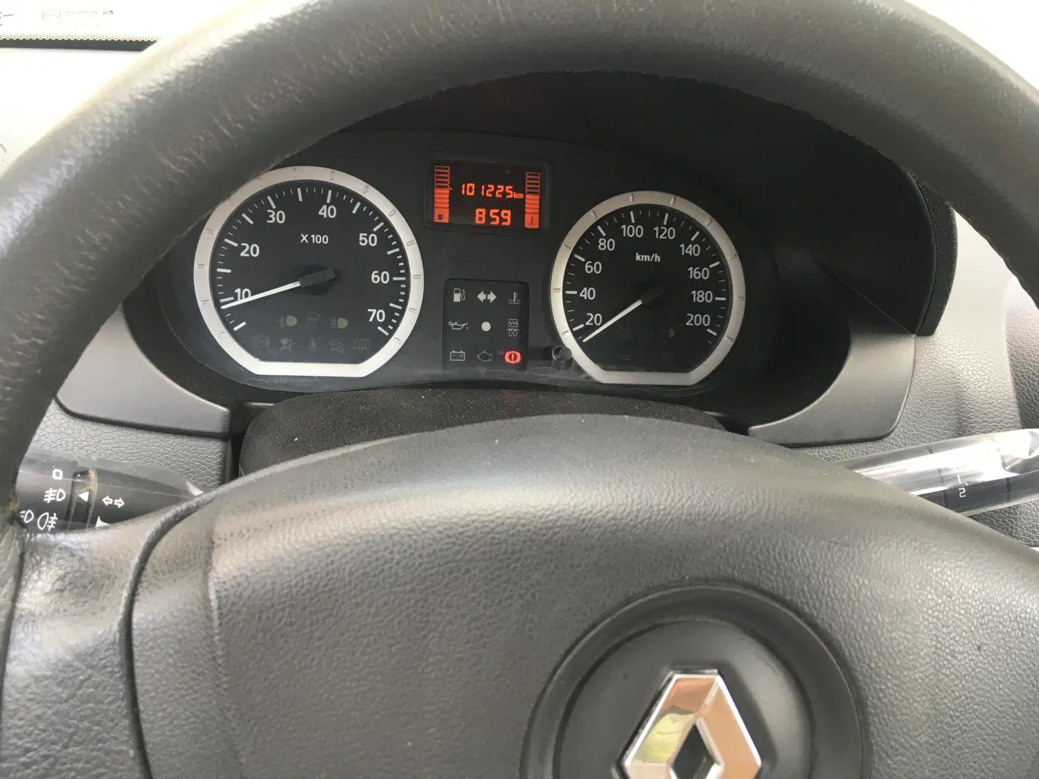 رنو تندر 90 E2 - 1396