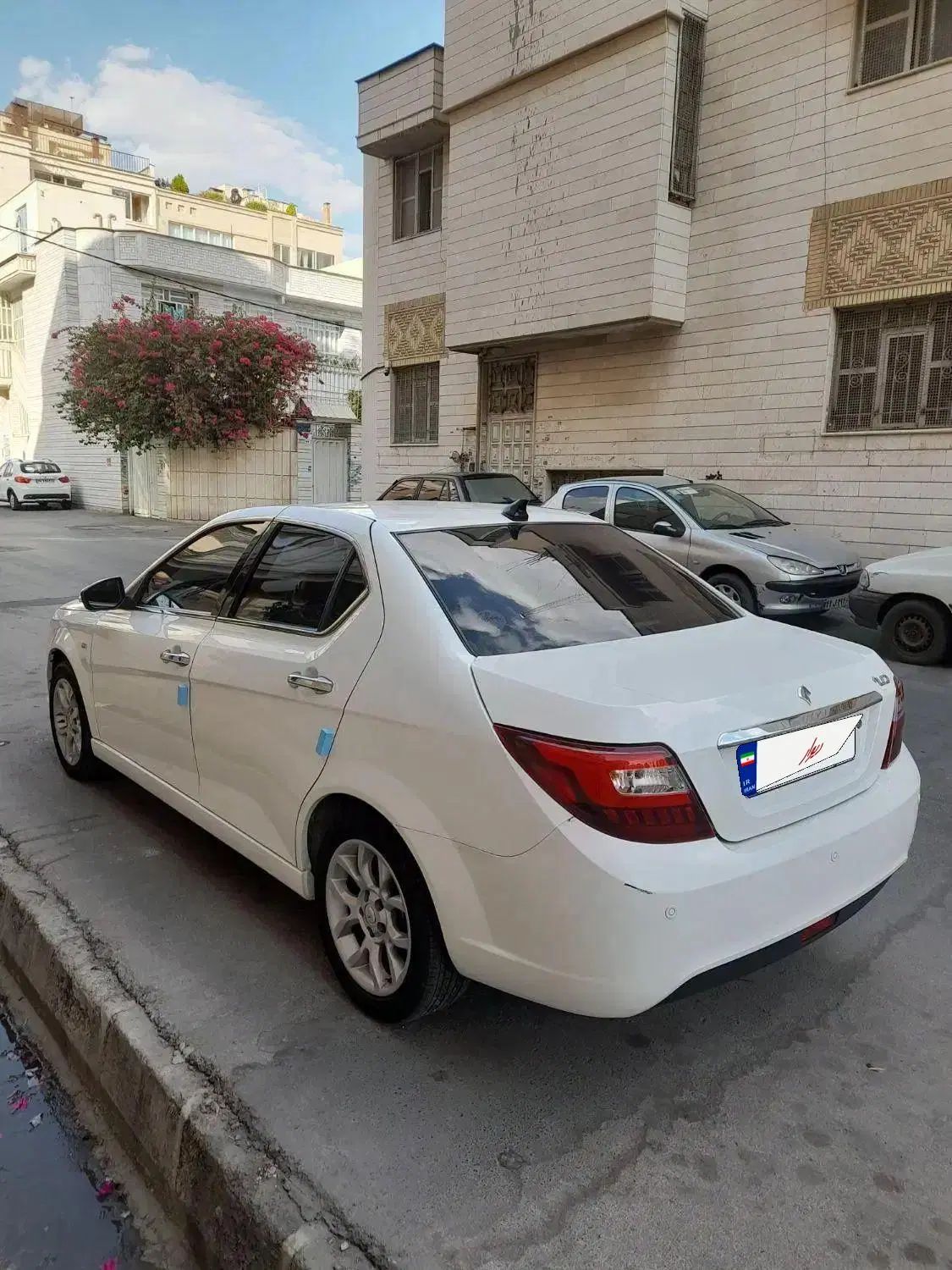 دنا پلاس توربو اتوماتیک - 1402