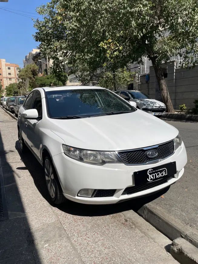 کیا سراتو 2.0 لیتر اتوماتیک GT لاین - 2011