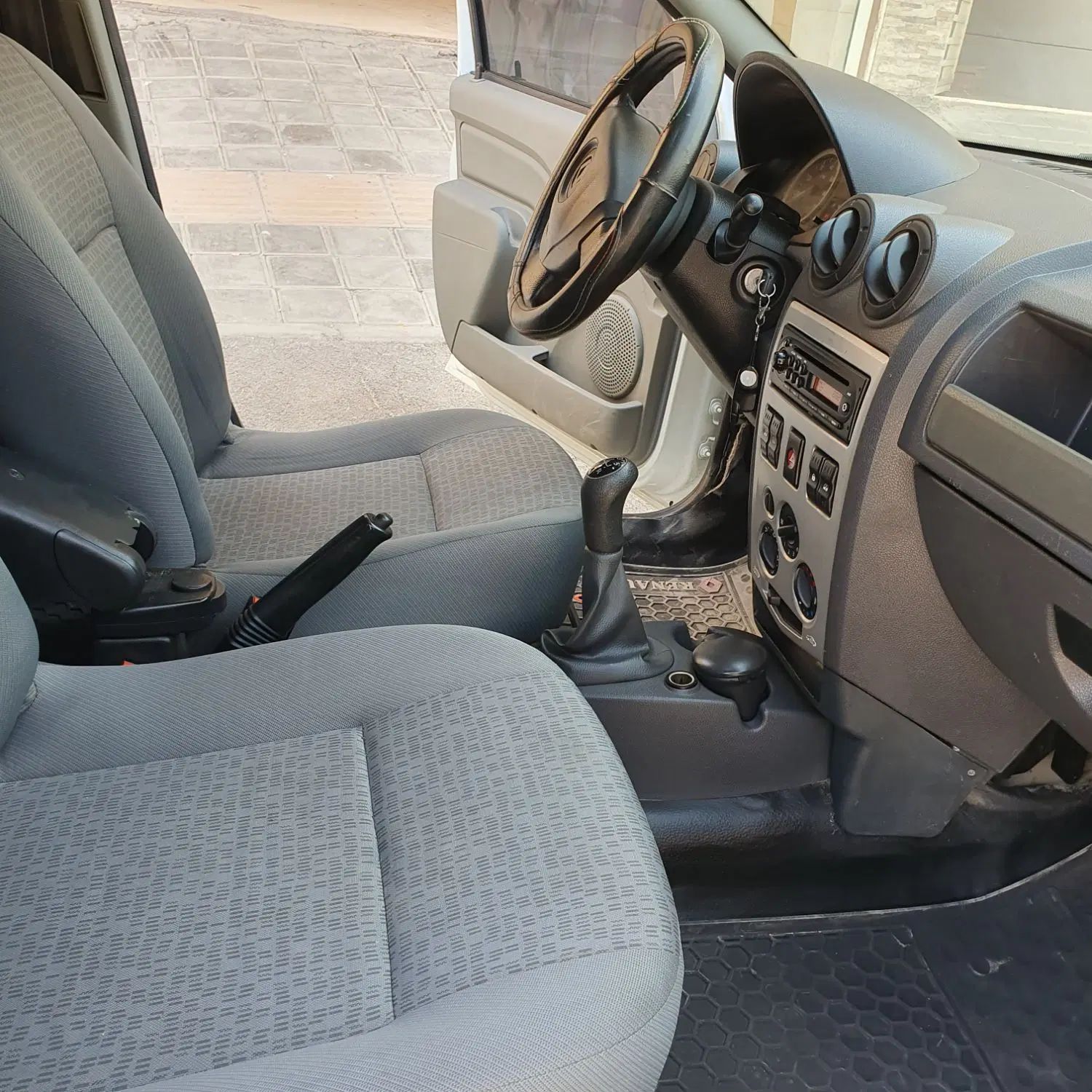 رنو تندر 90 E2 - 1393