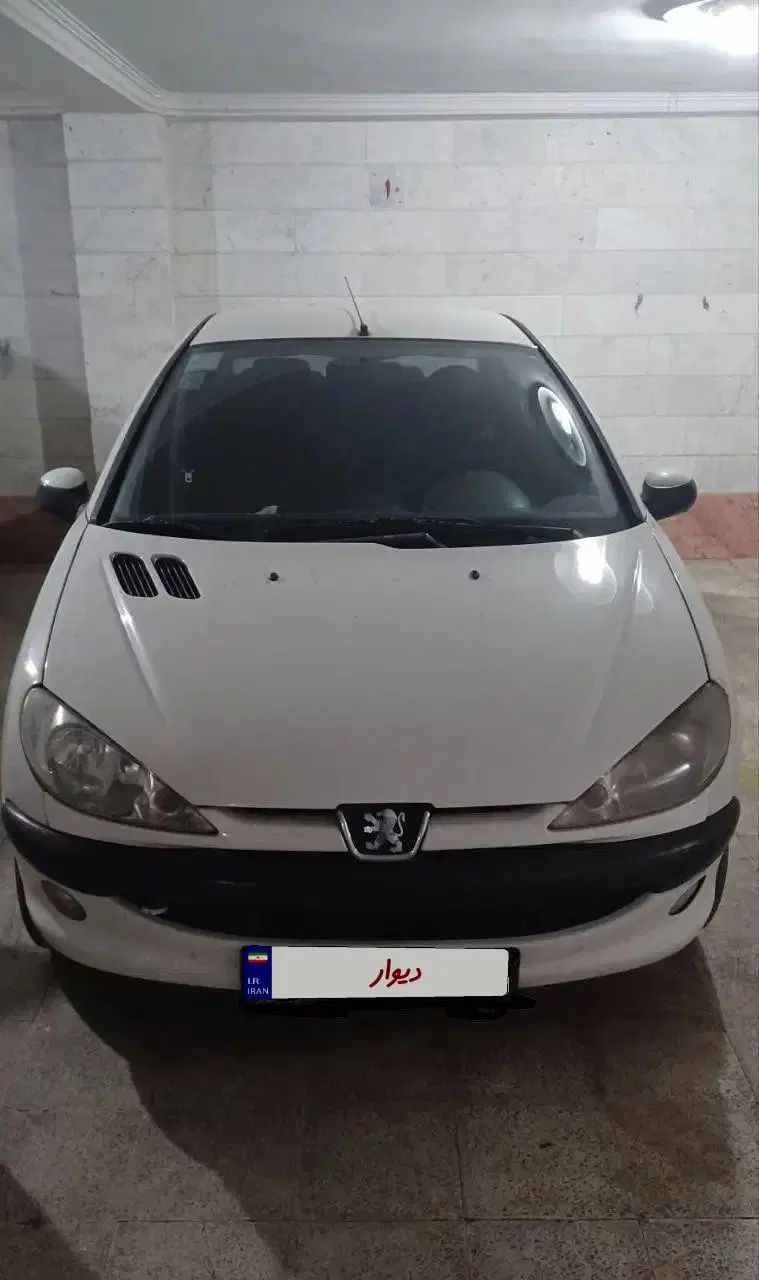 پژو ۲۰۶ صندوق دار v8 - 1391