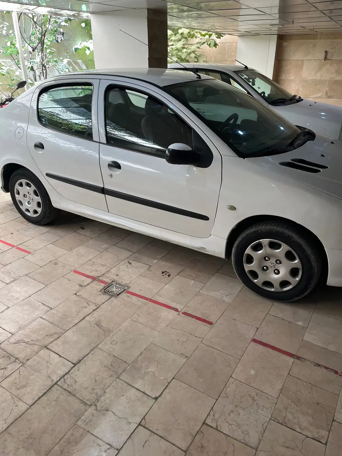 پژو ۲۰۶ صندوق دار v8 - 1393