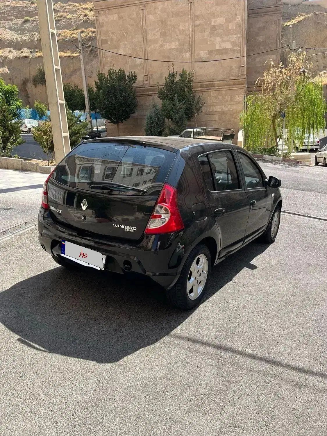 رنو ساندرو اتوماتیک - 1397