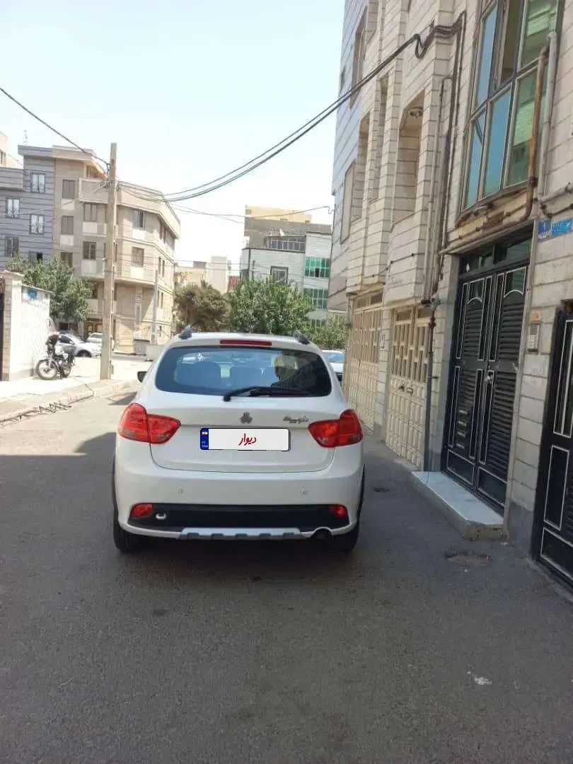 خودرو کوییک، معمولی آگهی ann_19953724