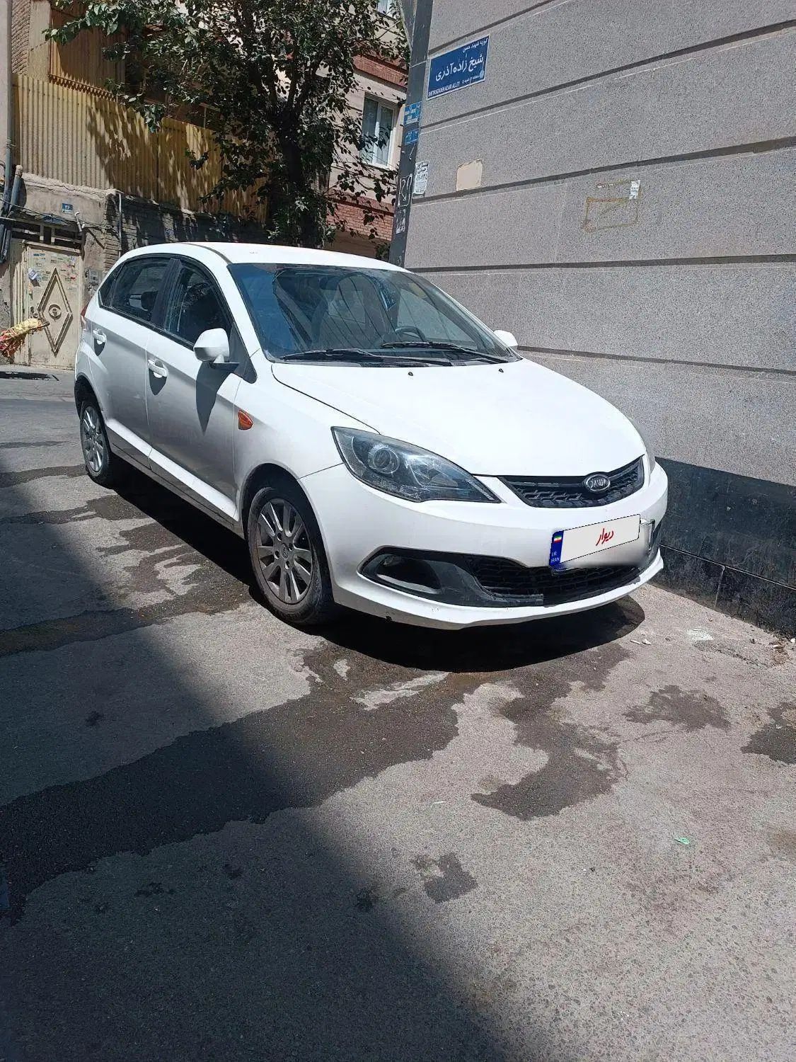 ام وی ام 315 هاچ بک ساده دنده ای - 1396
