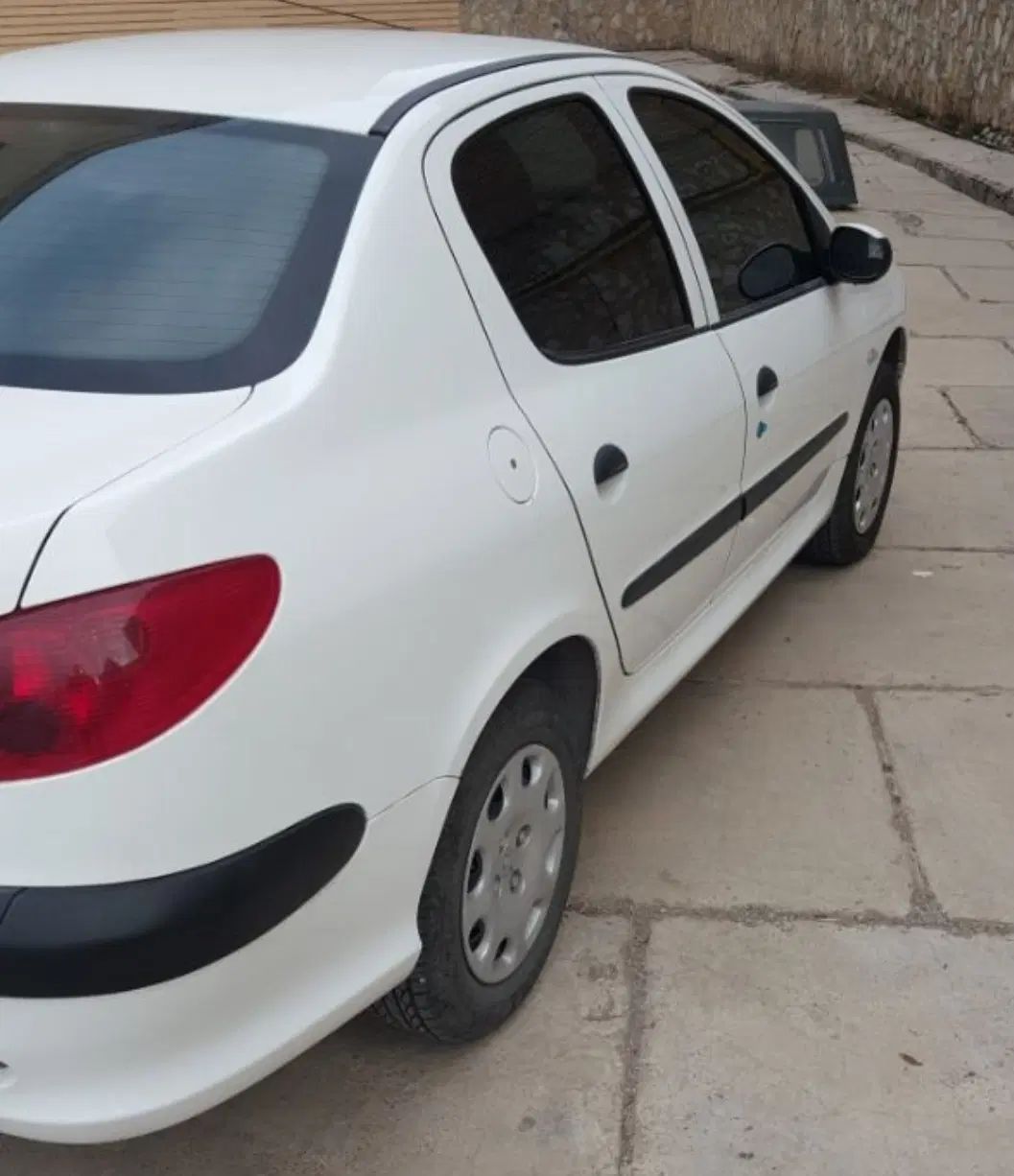 پژو ۲۰۶ صندوق دار v8 - 1399