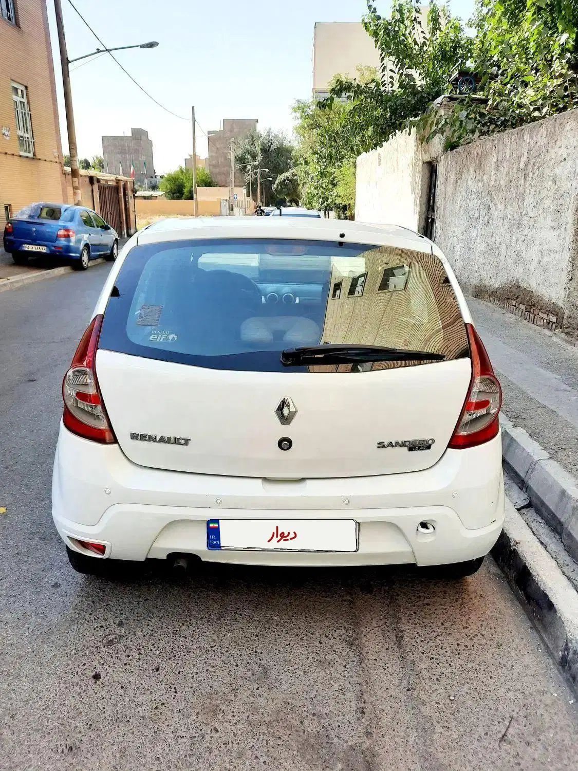 رنو ساندرو اتوماتیک - 1396