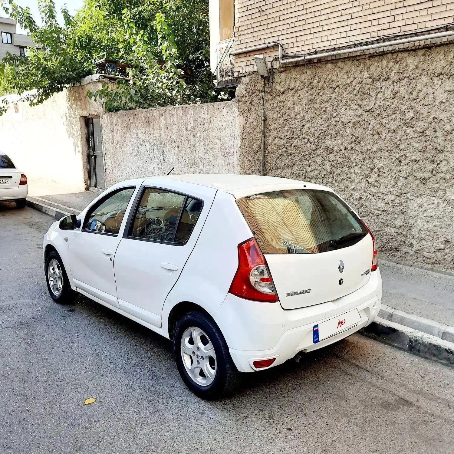 خودرو رنو، ساندرو آگهی ann_19953965