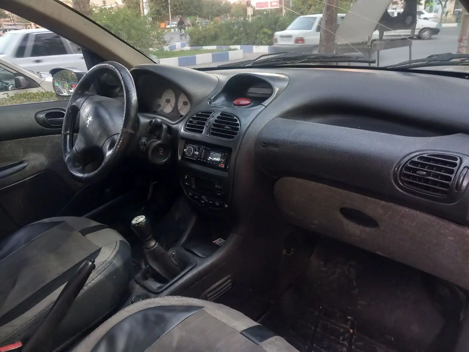 پژو ۲۰۶ صندوق دار v8 - 1386
