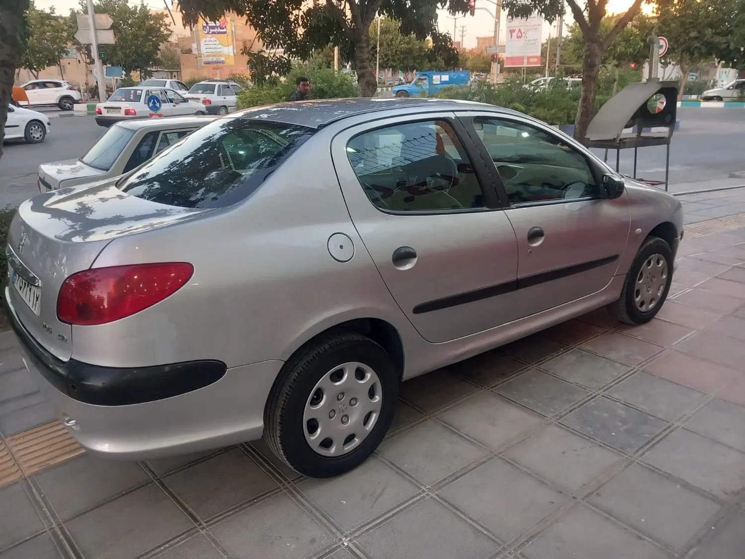 خودرو پژو، ۲۰۶ صندوق دار آگهی ann_19954177