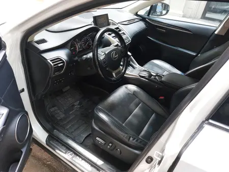 لکسوس NX 200T توربو - 2015