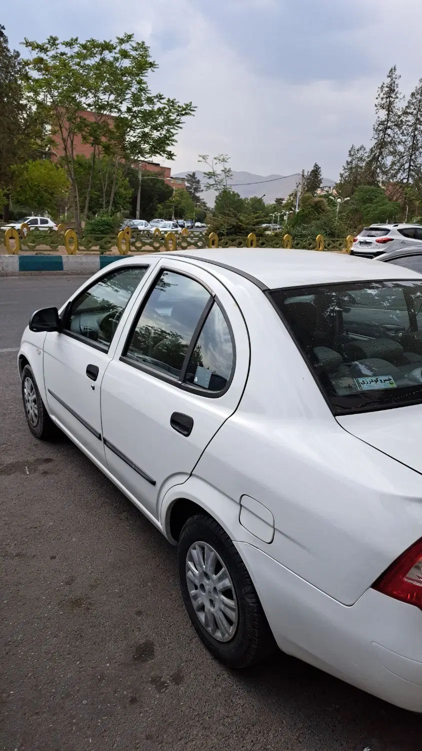 تیبا صندوق دار SX - 1400