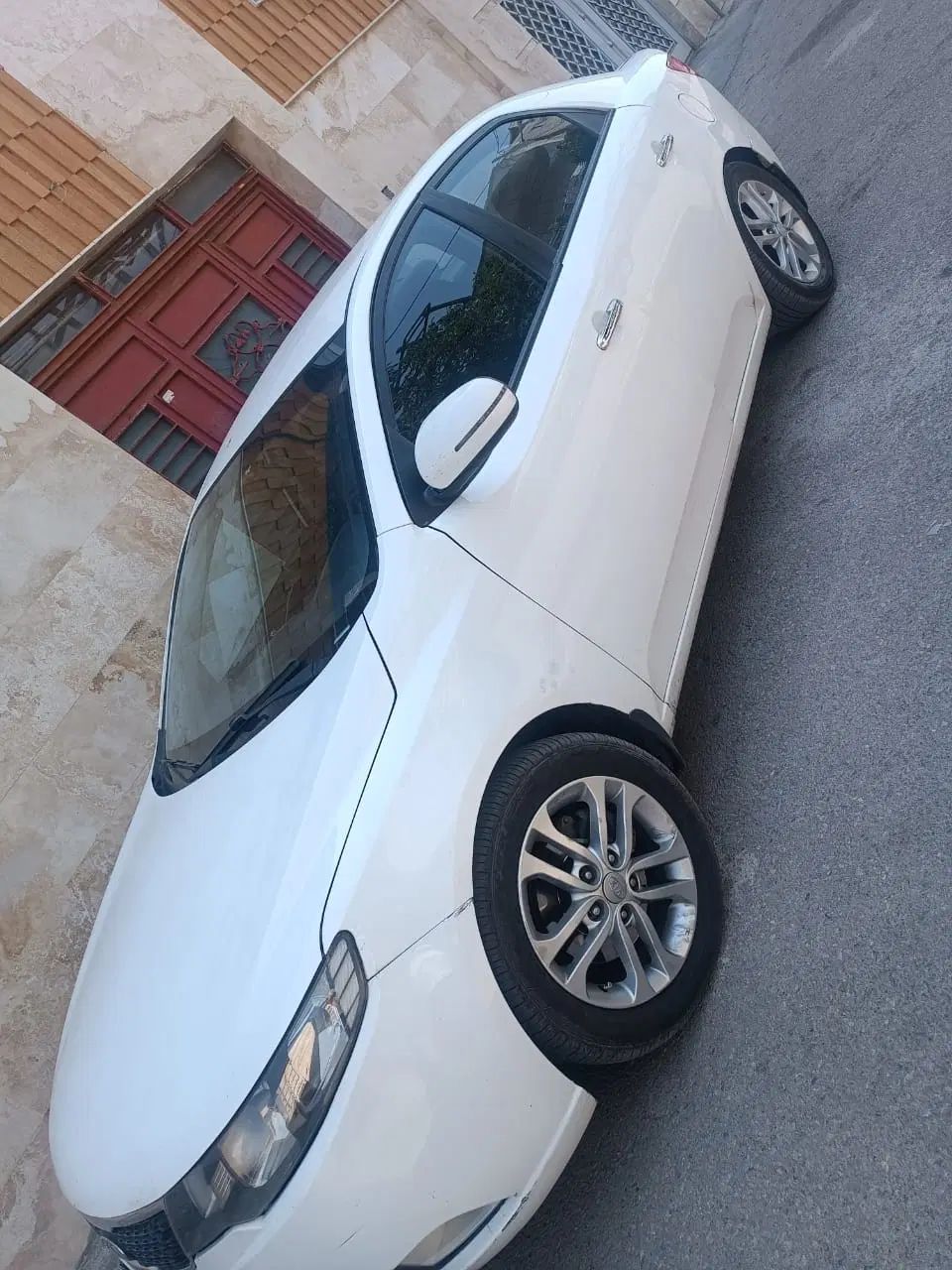 کیا سراتو 2.0 لیتر اتوماتیک GT لاین - 2017