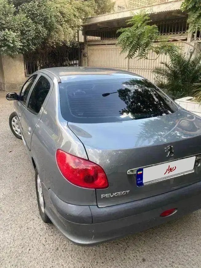 پژو ۲۰۶ صندوق دار v8 - 1399