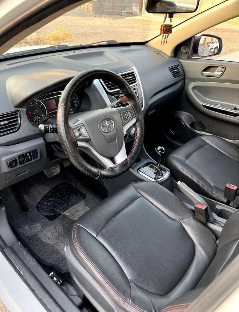 جک J4 اتوماتیک ساده - 1398