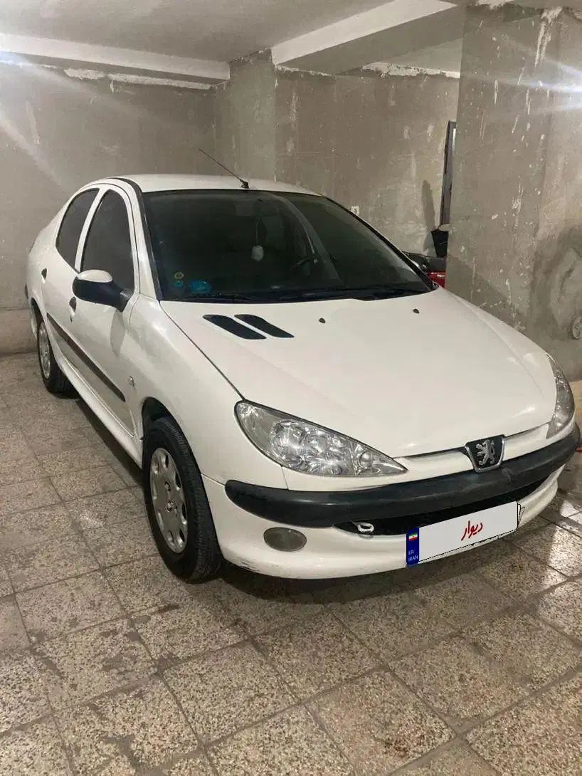 پژو ۲۰۶ صندوق دار v8 - 1392