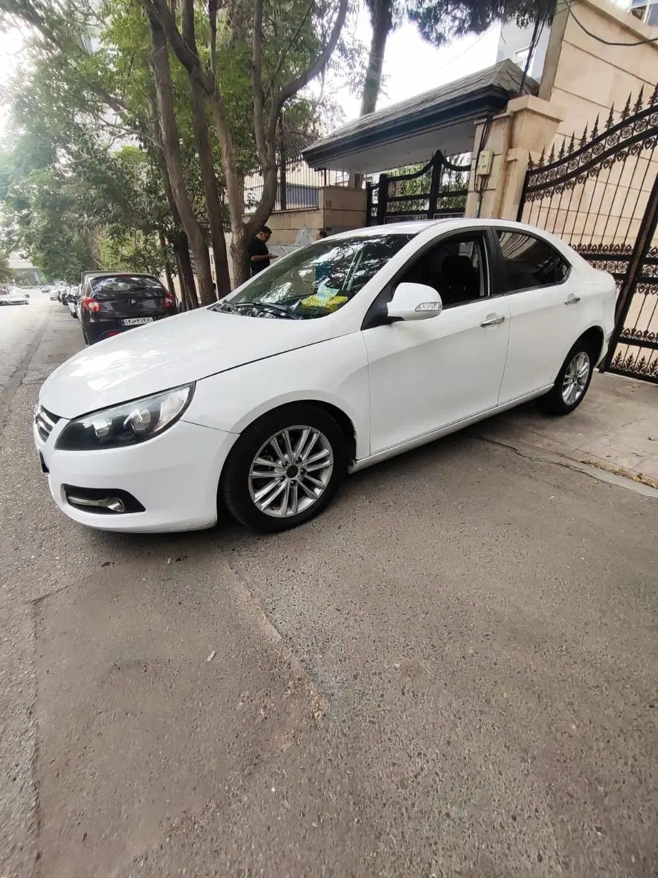 جک J5 اتوماتیک - 1394