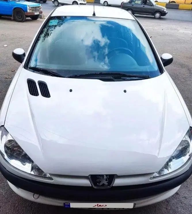 پژو ۲۰۶ صندوق دار v8 - 1395