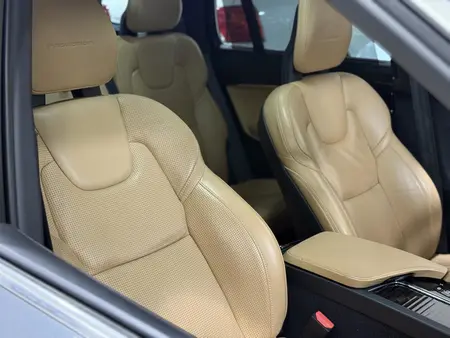ولوو XC90 R-DESIGN - 2016