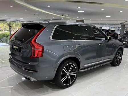 ولوو XC90 R-DESIGN - 2016