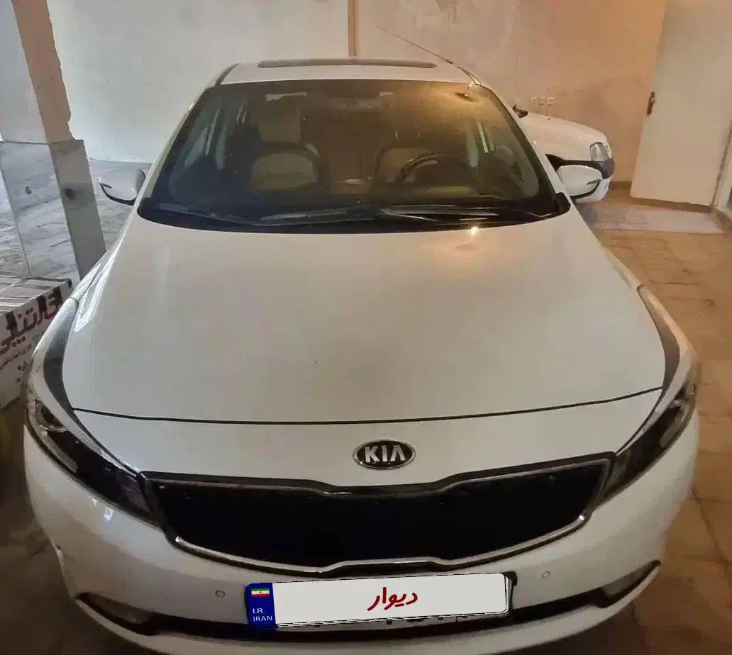 کیا سراتو 2.0 لیتر اتوماتیک GT لاین - 2017