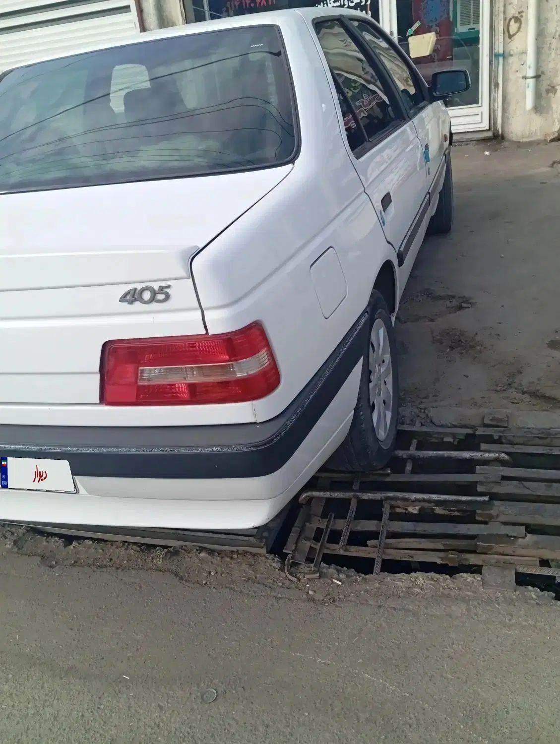 پژو 405 SLX بنزینی TU5 - 1396