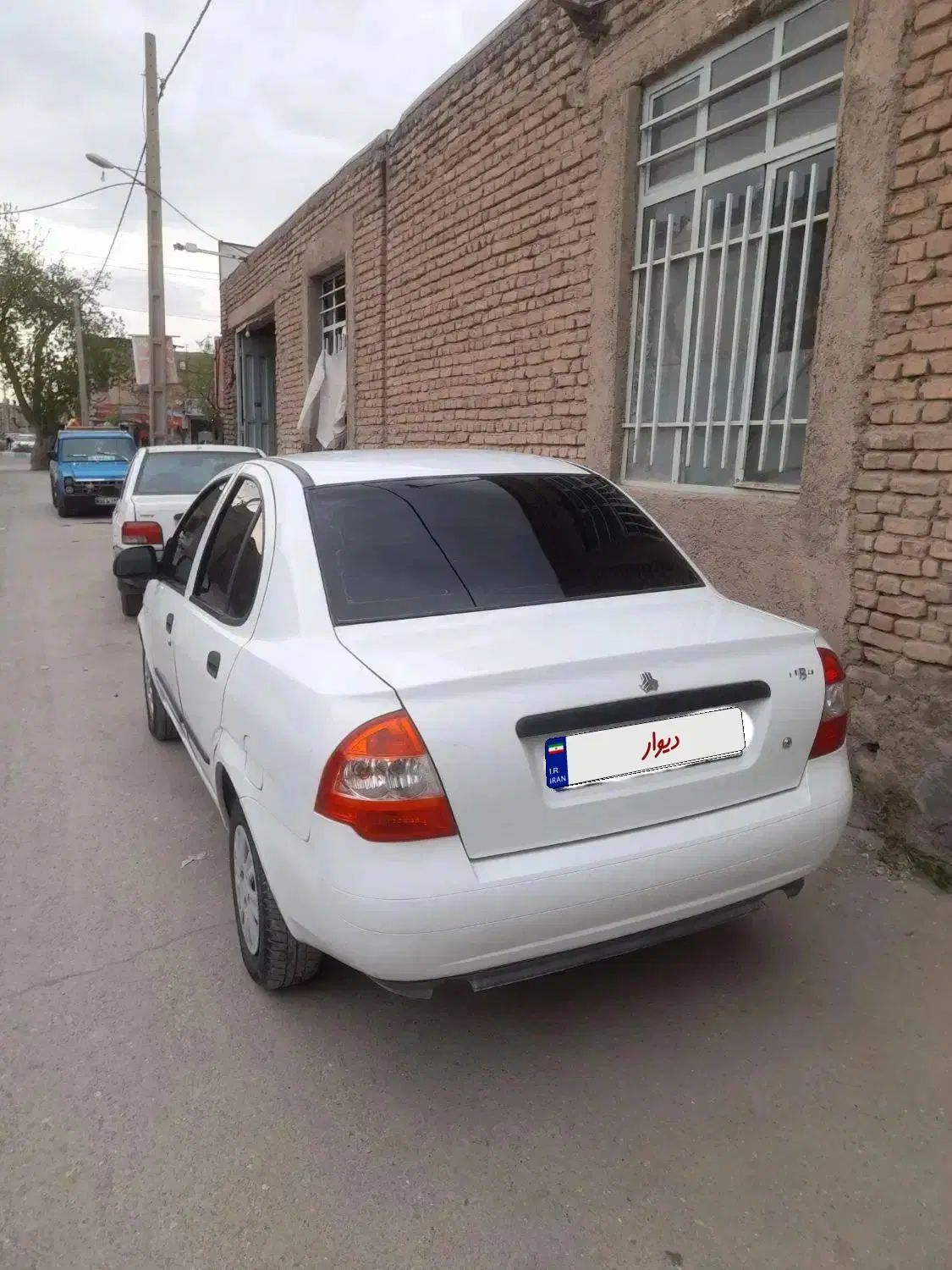 تیبا صندوق دار SX - 1399