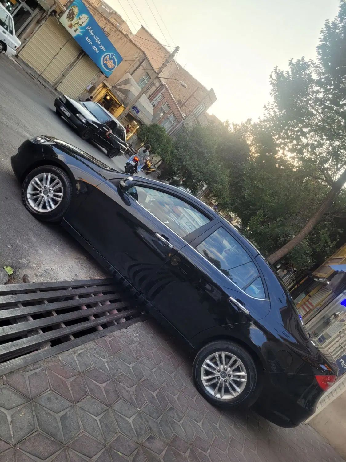 جک J5 اتوماتیک - 1394