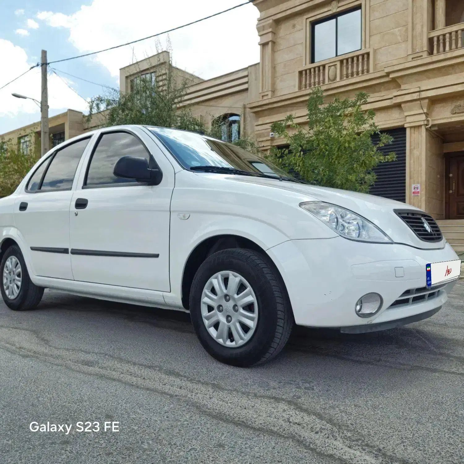 تیبا صندوق دار SX - 1400