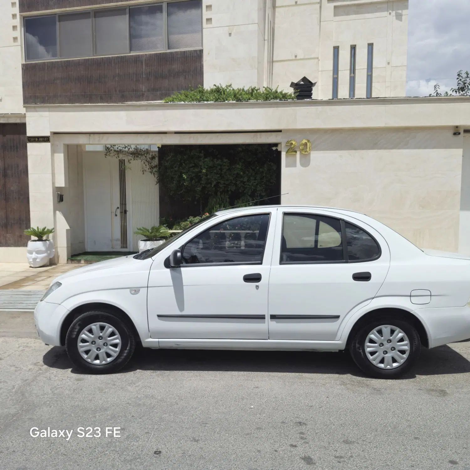 تیبا صندوق دار SX - 1400