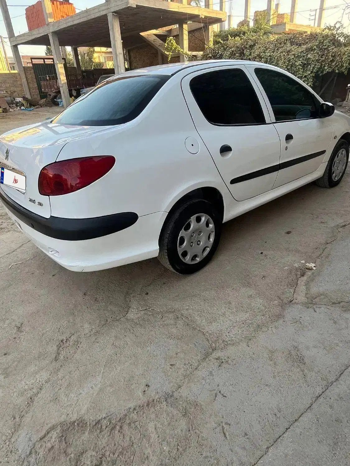 پژو ۲۰۶ صندوق دار v8 - 1394