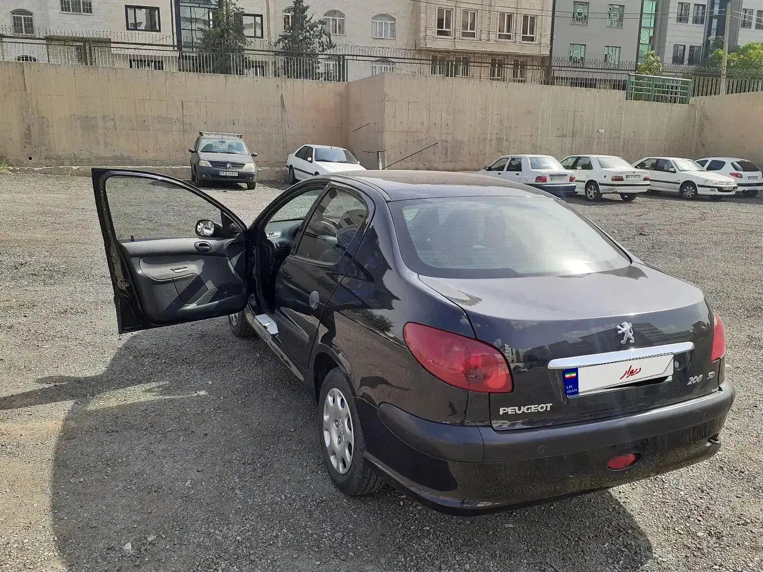 پژو ۲۰۶ صندوق دار v8 - 1398