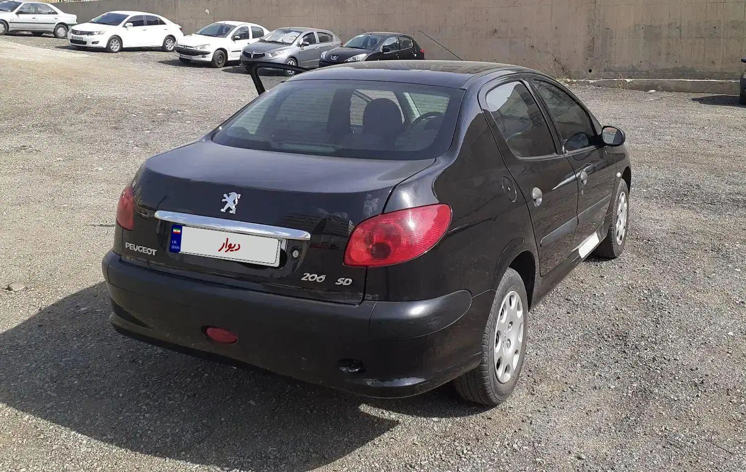 پژو ۲۰۶ صندوق دار v8 - 1398