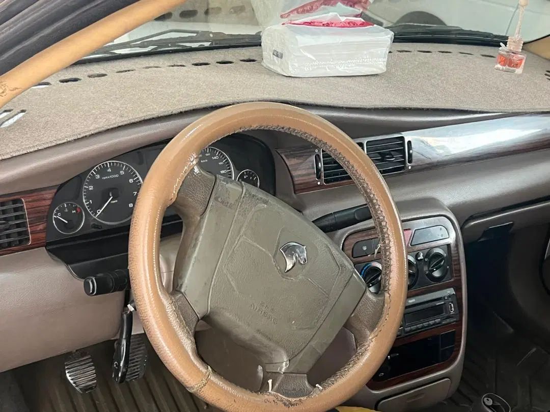 سمند LX XU7 - 1395
