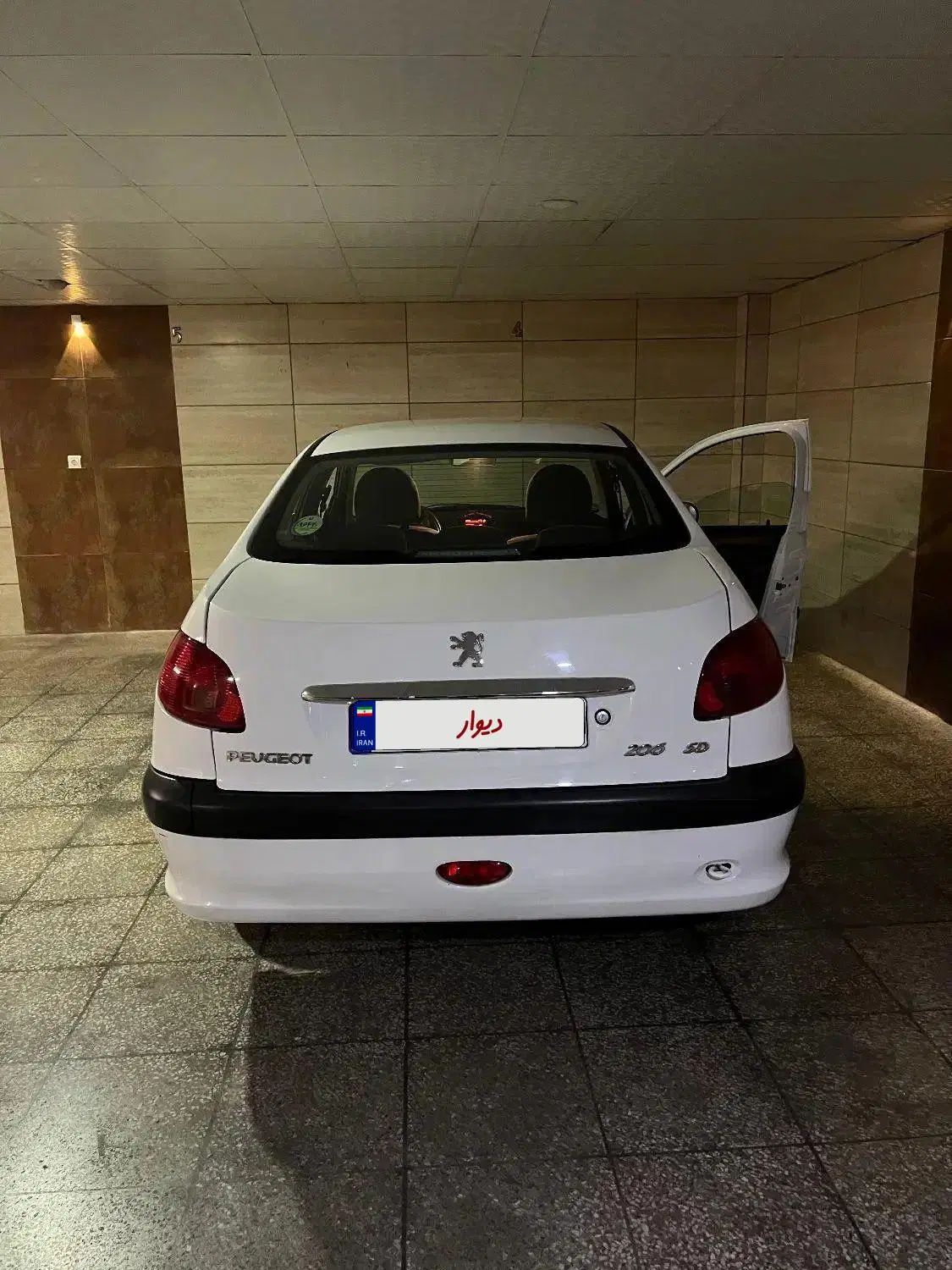 پژو ۲۰۶ صندوق دار v8 - 1399
