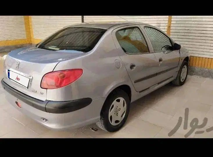 پژو ۲۰۶ صندوق دار v8 - 1393