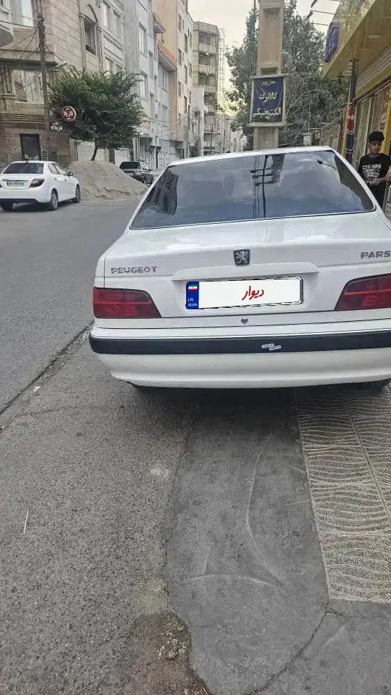 پژو پارس XU7P - 1402