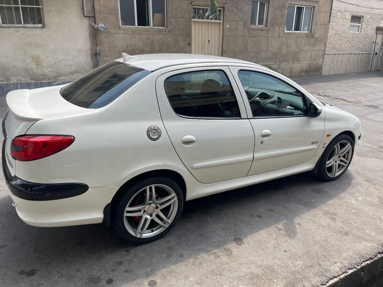 پژو ۲۰۶ صندوق دار v8 - 1388