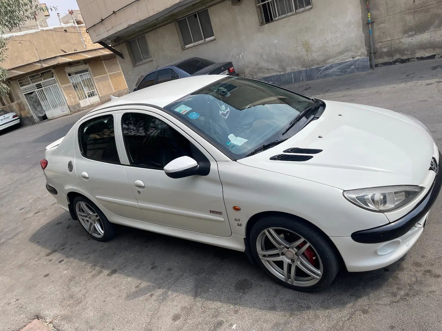 خودرو پژو، ۲۰۶ صندوق دار آگهی ann_19957085