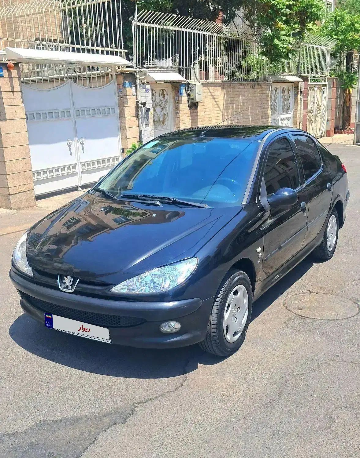 پژو ۲۰۶ صندوق دار v8 - 1394