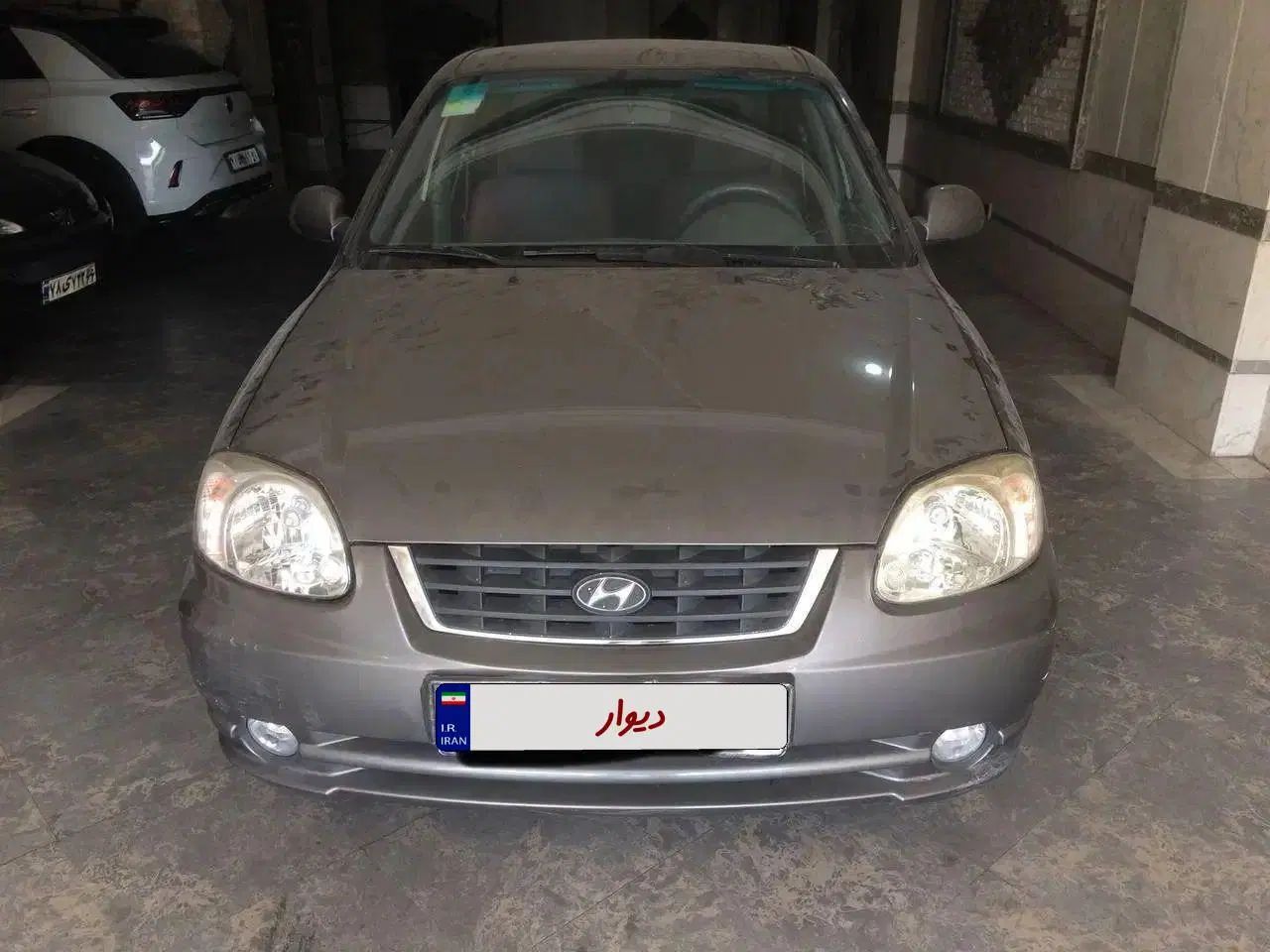 هیوندای ورنا اتوماتیک - 1389