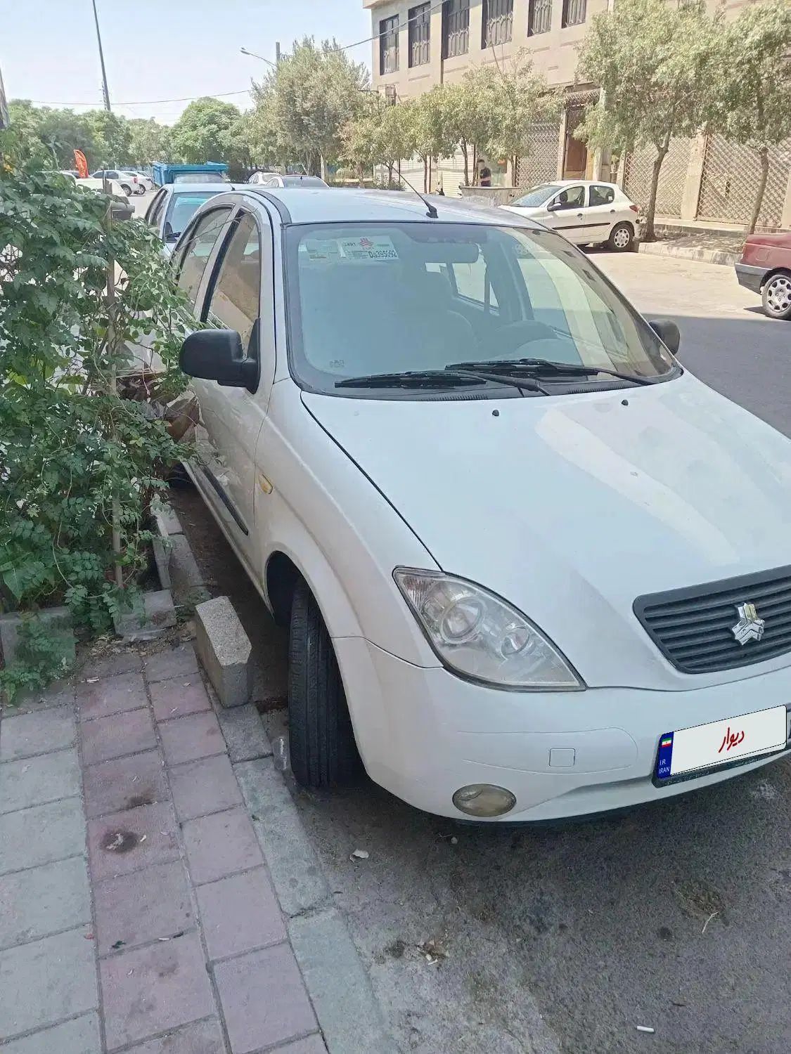 تیبا صندوق دار SX - 1398